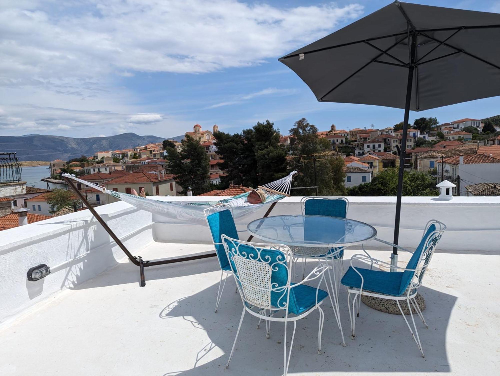 Galaxidi Authentic Rooftop House Exterior photo